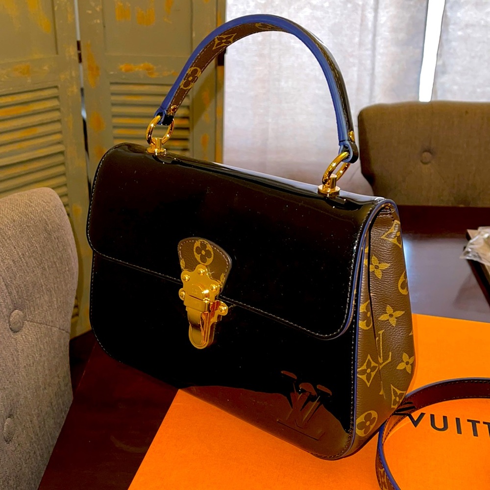 Brand new Louis Vuitton Noir Cherrywood PM